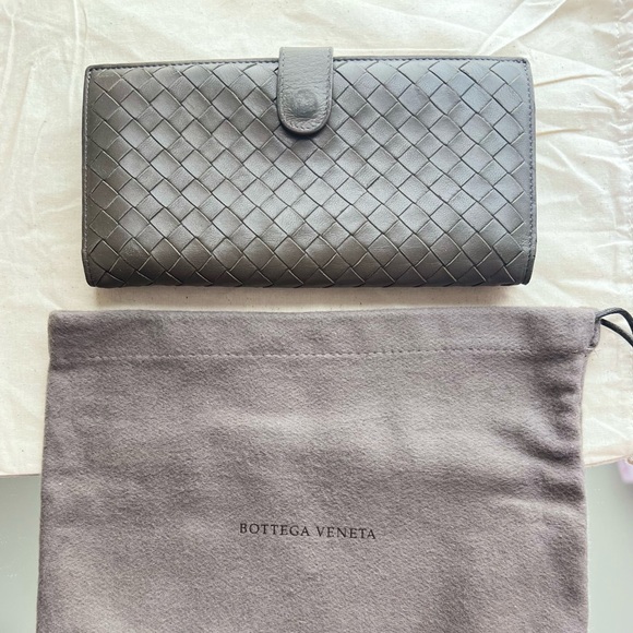 EUC Bottega Veneta Intrecciato Snap Long Leather Wallet Brown Grey Color - Picture 3 of 12